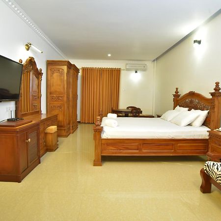 Hotel Queensbury Malabe Кадувела Екстериор снимка